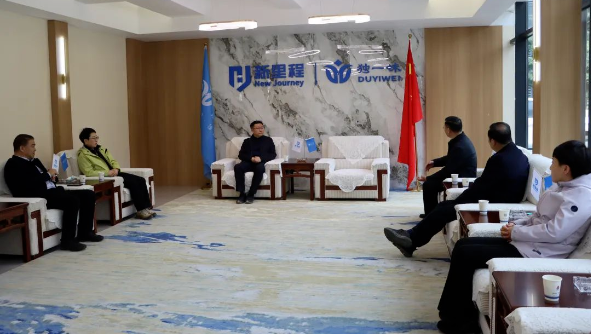 陇南市委副书记、市长刘永革赴独一味制药考察调研
